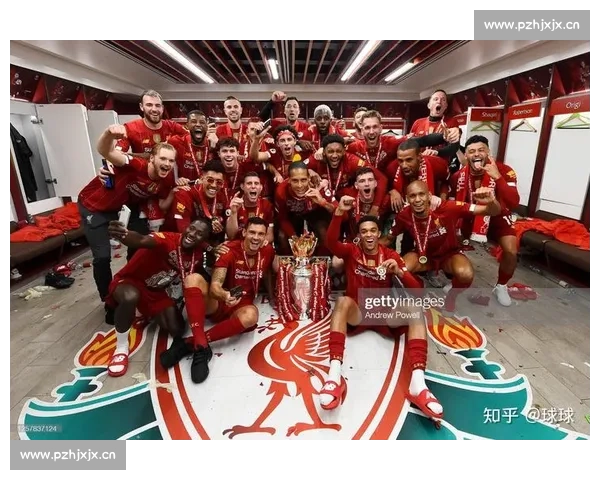 1413 公里客场史诗:特鲁罗城改写英格兰足坛征途纪录 1413 公里客场史诗:特鲁罗城改写英格兰足坛征途纪录