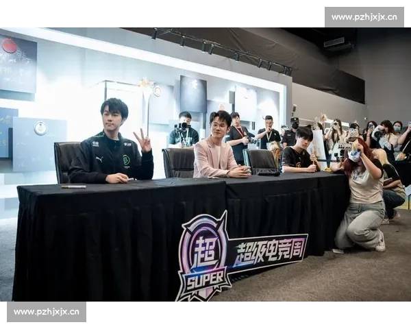 当电竞解说遇上追星女孩，场面一度非常“失控”