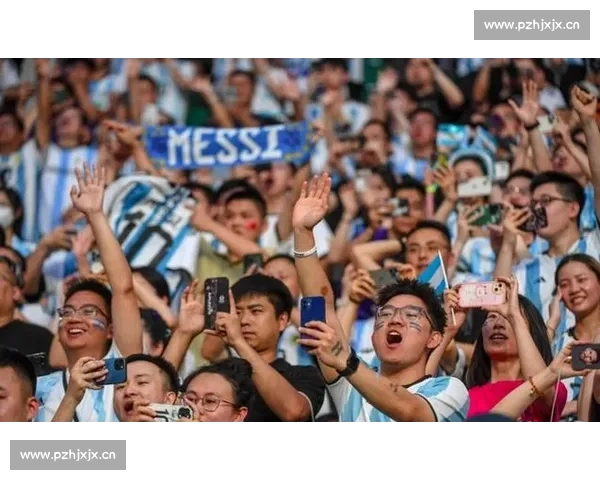 让人热血沸腾，2026世界杯的疯狂球迷！